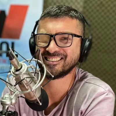 Leandro Cafitzidakis- Comunicación Social